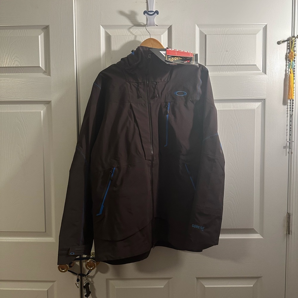 Oakley Gore-Tex Pro Shell Snowboard Men's M Blue and Brown Full Zip Jacket NEW
